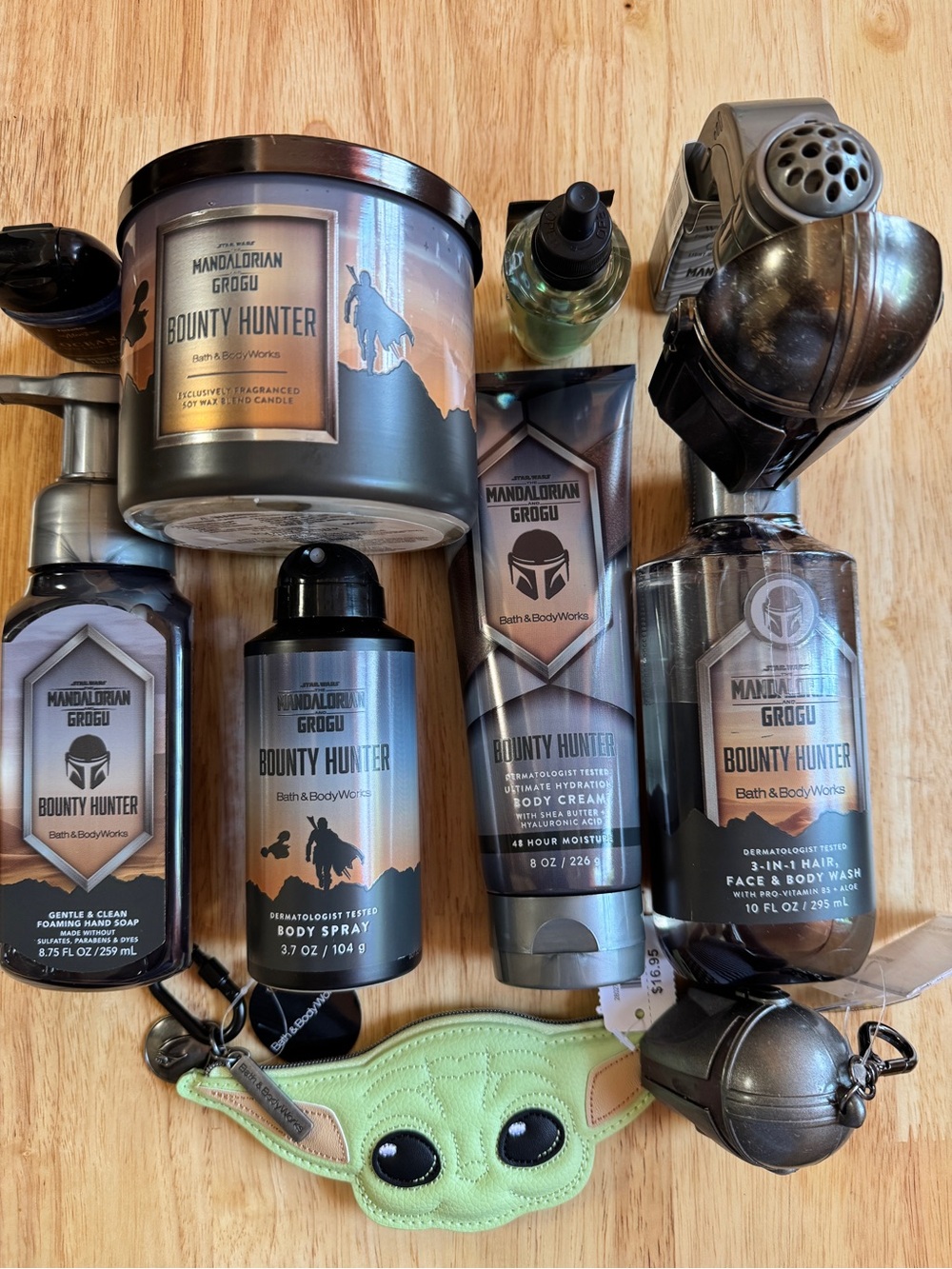 Bath & Body Works Star Wars Bounty Hunter Grooming 10Piece Set in Gray and Green